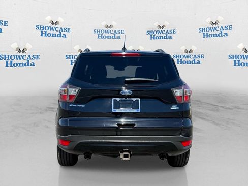 Used 2017 Ford Escape SE w/ Equipment Group 201A image 7