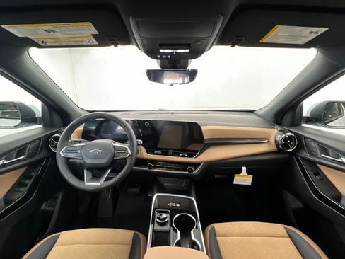 New 2027 Chevrolet Equinox ACTIV w/ Safety and Technology Package AWD/4WD image 10