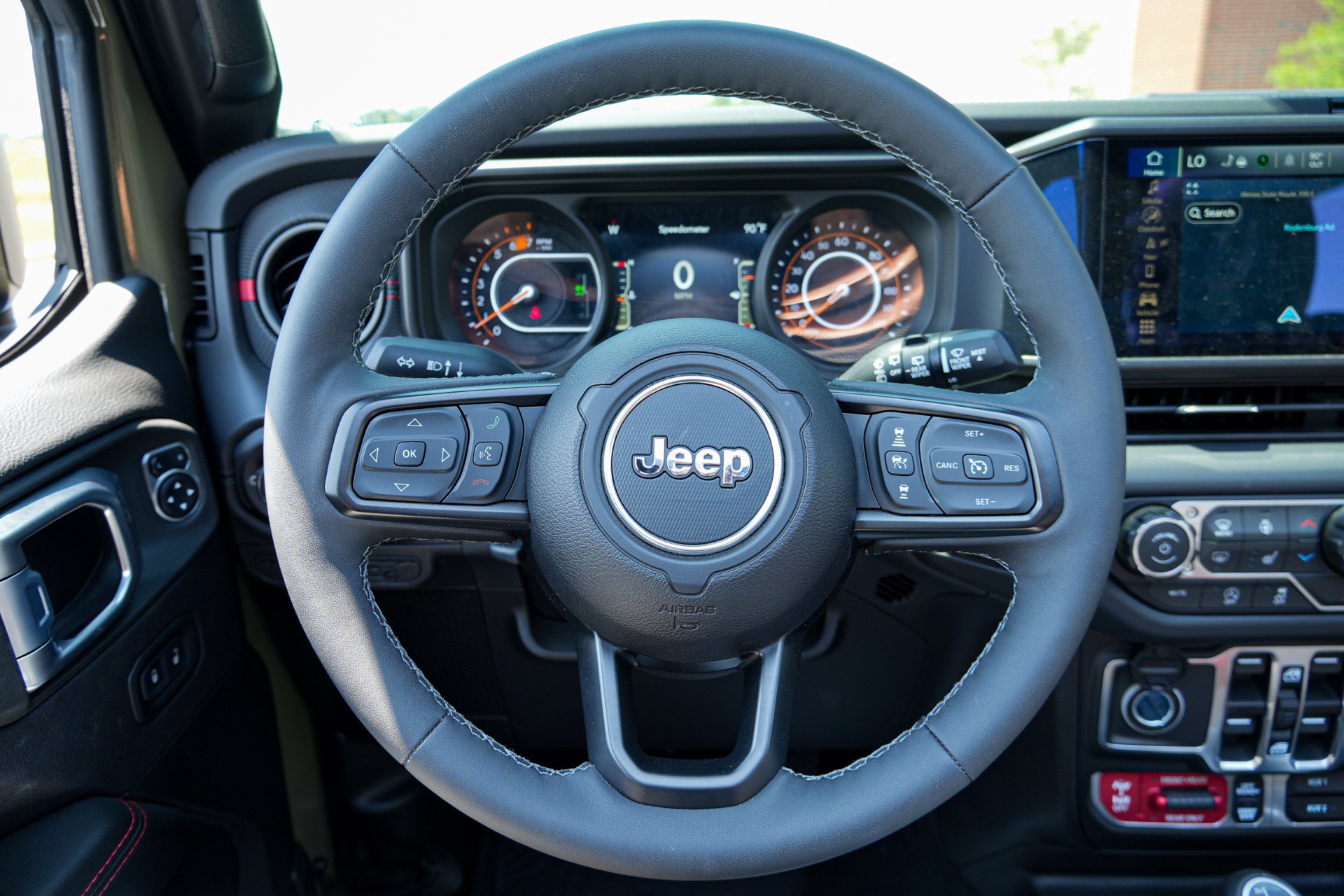 Used 2026 Jeep Wrangler Unlimited Rubicon AWD/4WD image 23