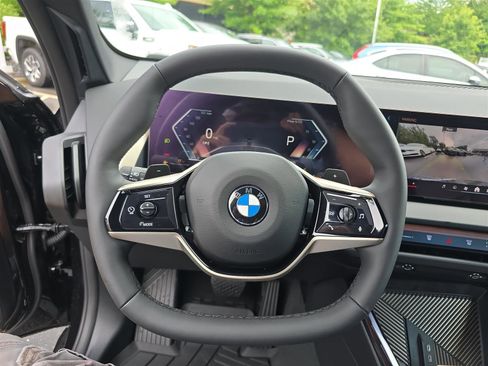 Used 2025 BMW X3 xDrive30i w/ Premium Package image 34