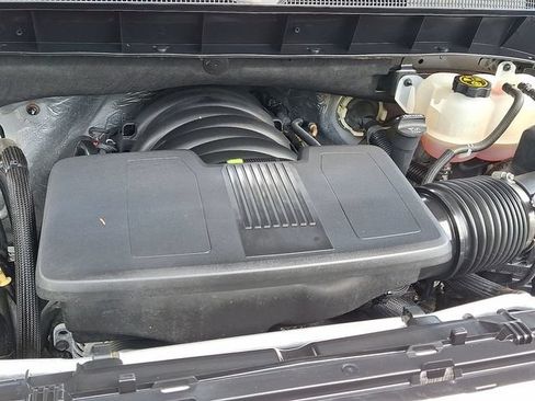 Used 2020 Chevrolet Silverado 1500 LT w/ Convenience Package AWD/4WD image 27