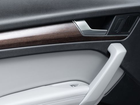 Certified 2022 Audi Q5 2.0T Premium Plus w/ Premium Plus Package image 20