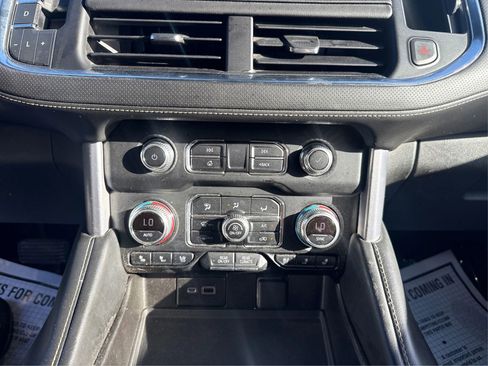 Used 2021 GMC Yukon SLT RWD image 24
