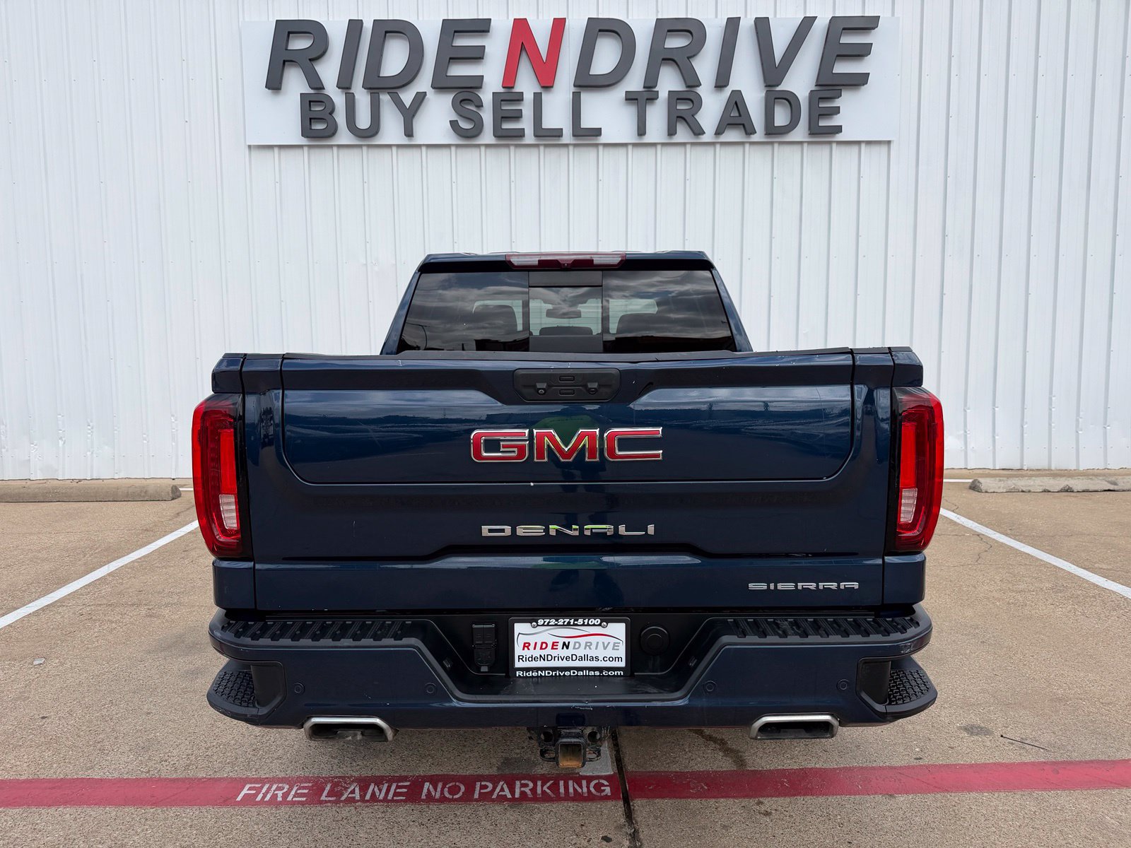 Used 2022 GMC Sierra 1500 Denali AWD/4WD image 6