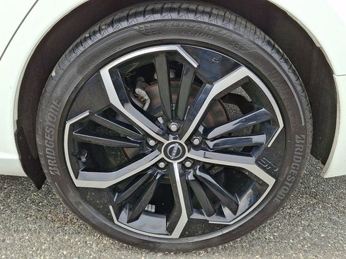 Used 2024 Nissan Altima 2.5 SR FWD image 8