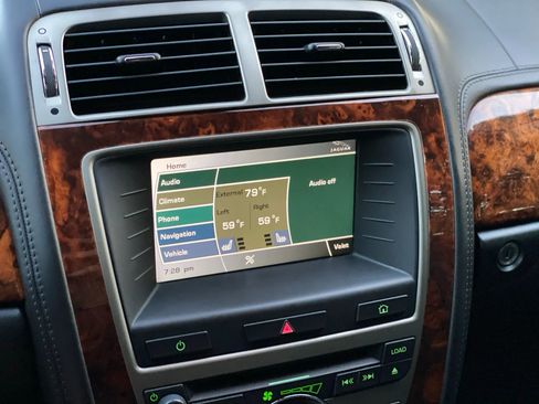 Used 2007 Jaguar XKR Convertible image 34