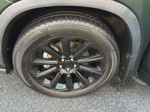 Certified 2023 Toyota Highlander XLE image 33