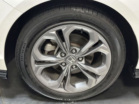 Certified 2023 Honda Accord EX image 18