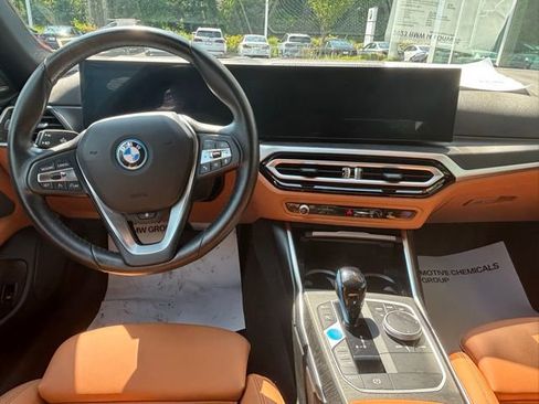 Certified 2023 BMW i4 eDrive35 w/ Premium Package image 10