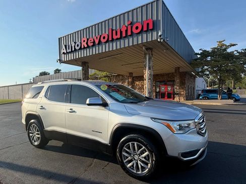Used 2019 GMC Acadia SLE w/ LPO, Floor Liner Package FWD image 1