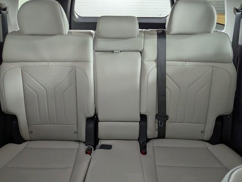 Used 2025 Hyundai Santa Fe SEL image 22