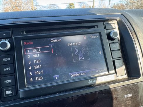 Used 2014 Toyota Sequoia Platinum image 23