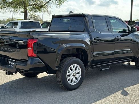 New 2026 Toyota Tacoma SR5 image 9