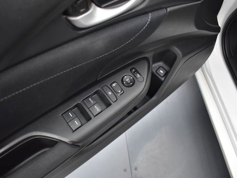 Used 2019 Honda Insight EX image 9