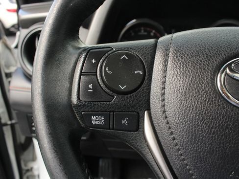 Used 2017 Toyota RAV4 SE AWD/4WD image 26