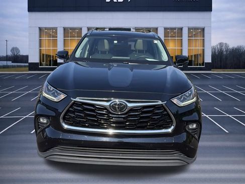 Used 2020 Toyota Highlander Limited AWD/4WD image 1