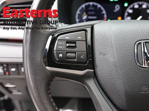 Used 2025 Honda Odyssey Sport-L image 15