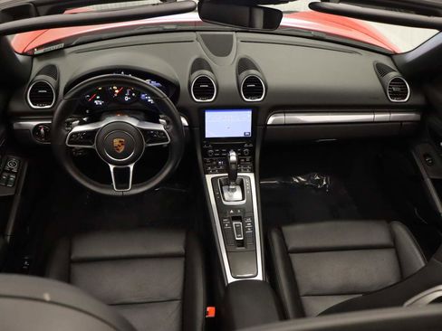 Used 2022 Porsche 718 Boxster image 17