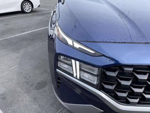 Used 2023 Hyundai Santa Fe SE image 16