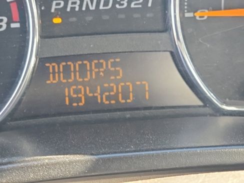 Used 2008 Chevrolet Colorado LT w/ LT Preferred Equipment Group image 8