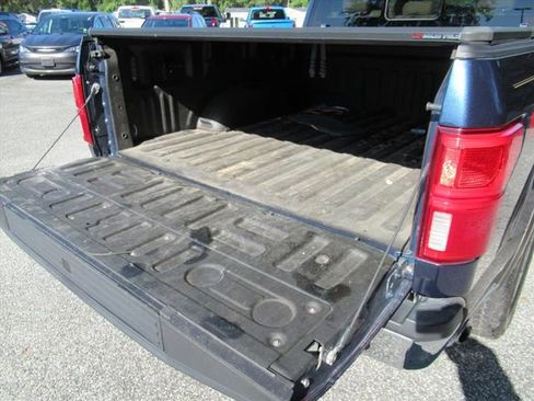Used 2019 Ford F150 Lariat AWD/4WD image 33