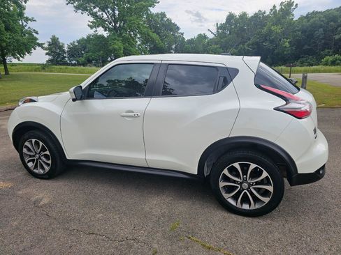 Used 2017 Nissan Juke SL FWD image 8