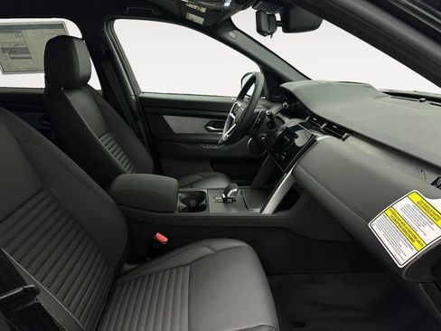 New 2026 Land Rover Discovery Sport Landmark AWD/4WD image 15