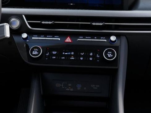 New 2025 Hyundai Sonata Limited image 16