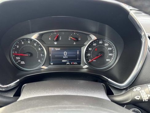 Used 2023 Chevrolet Equinox LT w/ Driver Convenience Package image 32