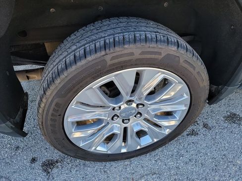 Used 2022 GMC Sierra 1500 Denali w/ Denali Premium Package image 12