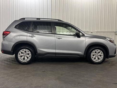 Used 2021 Subaru Forester AWD/4WD image 5