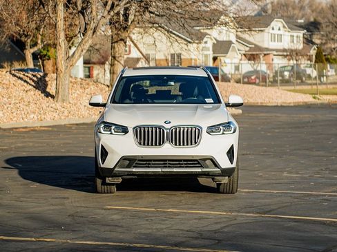 Used 2023 BMW X3 xDrive30i w/ Premium Package image 2