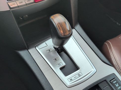 Used 2013 Subaru Outback 2.5i Limited image 28