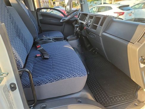 New 2024 Chevrolet Low Cab Forward image 17