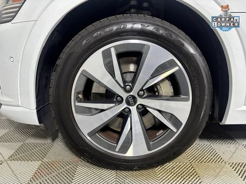 Used 2024 Audi Q8 e-tron Premium Plus w/ Prestige Package AWD/4WD image 31