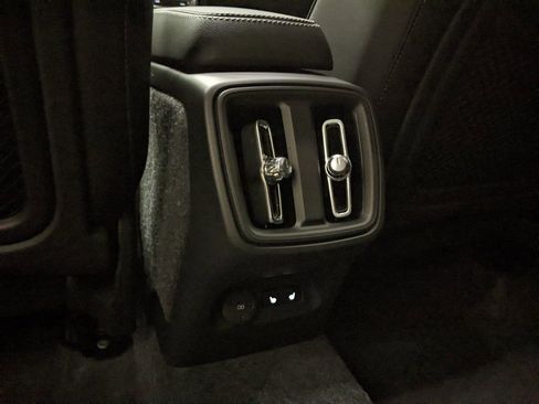 New 2026 Volvo XC40 B5 Plus w/ Protection Package Premier image 24