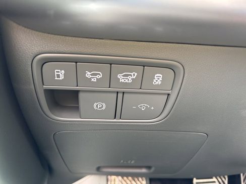 Used 2026 Hyundai Ioniq 9 Calligraphy image 39