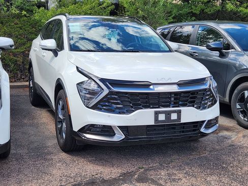 Certified 2025 Kia Sportage SX Prestige AWD/4WD image 19