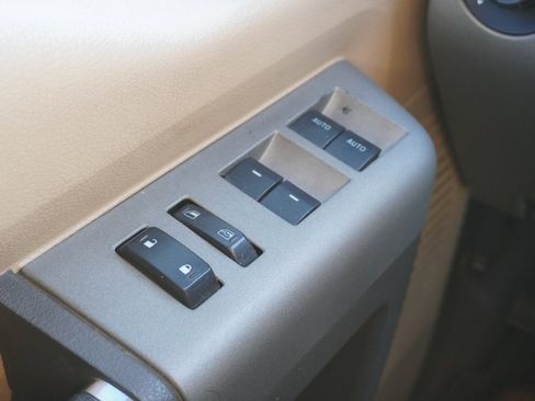 Used 2013 Ford F350 Lariat w/ Chrome Pkg image 30