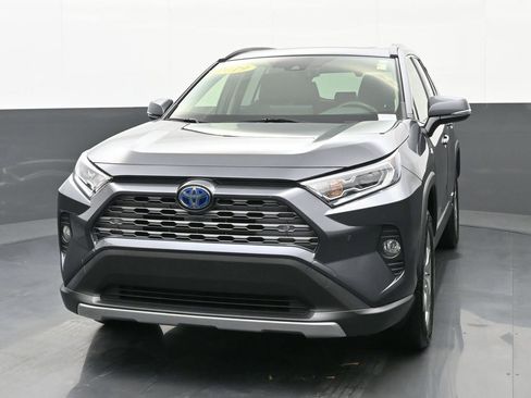Used 2019 Toyota RAV4 Limited image 7
