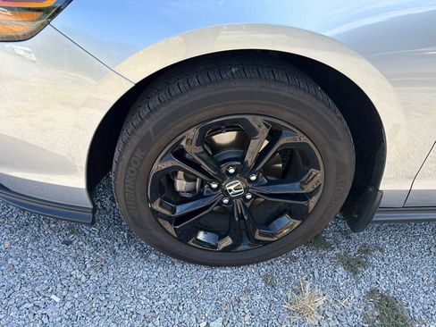 Certified 2025 Honda Accord SE image 2