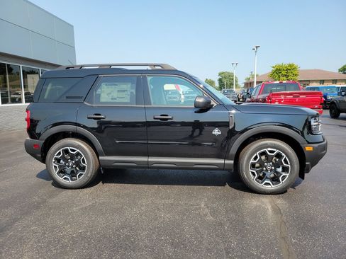 New 2026 Ford Bronco Sport Outer Banks AWD/4WD image 3