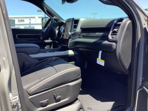 New 2026 RAM 2500 Laramie w/ Night Edition AWD/4WD image 41