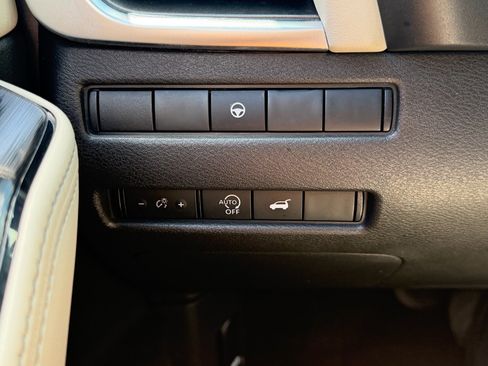 Certified 2023 Nissan Rogue SV w/ SV Premium B Package FWD image 33