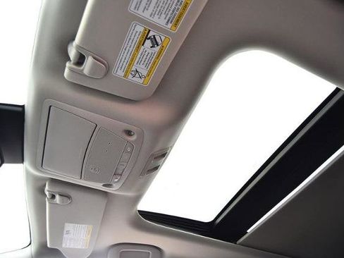 Certified 2024 Nissan Murano Platinum w/ Cargo Package image 25