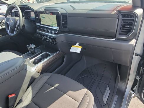 Used 2026 Chevrolet Silverado 1500 LT w/ Protection Package RWD image 28