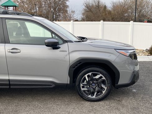 New 2025 Subaru Forester Limited image 8