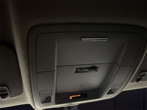 Used 2018 GMC Sierra 1500 4x4 Double Cab w/ Sierra Convenience Package image 22