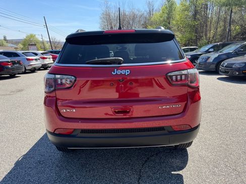 Used 2018 Jeep Compass Limited w/ Navigation Group AWD/4WD image 7