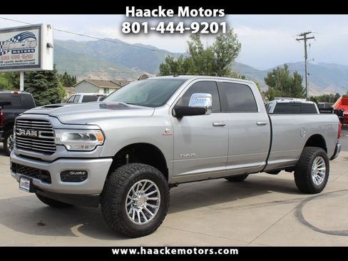 Used 2024 RAM 3500 Laramie AWD/4WD image 1